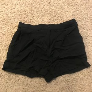 Flynn skye shorts sz medium